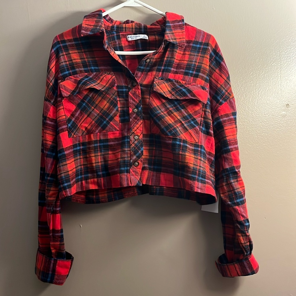 ARIZONA JEAN CO Juniors L Cropped Flannel Top Red/Blue Plaid